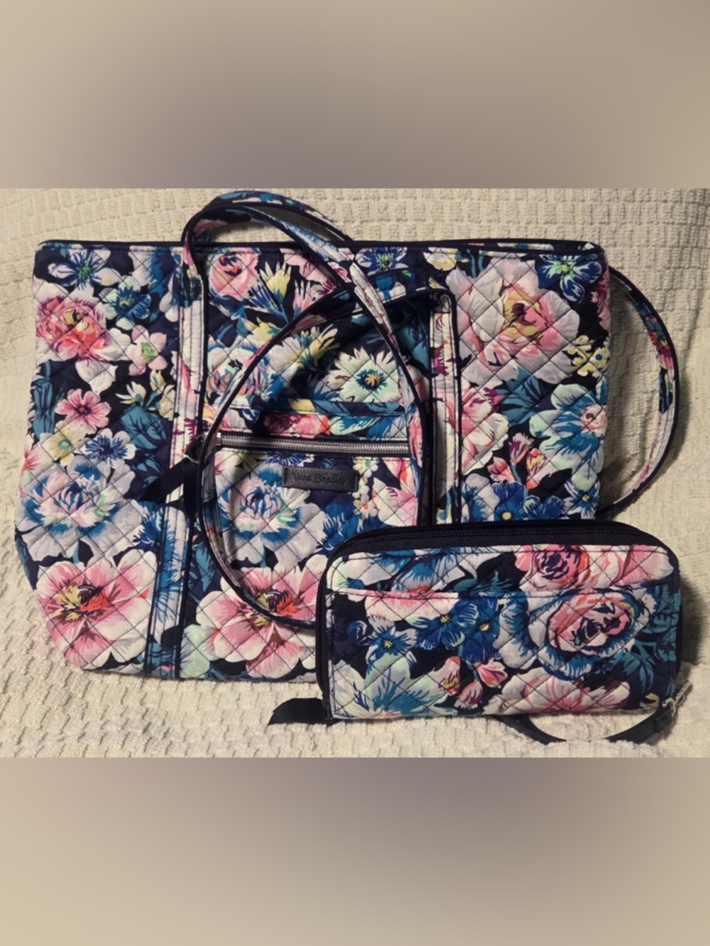 Vera Bradley Navy Floral Quilted Tote & Wristlet Set